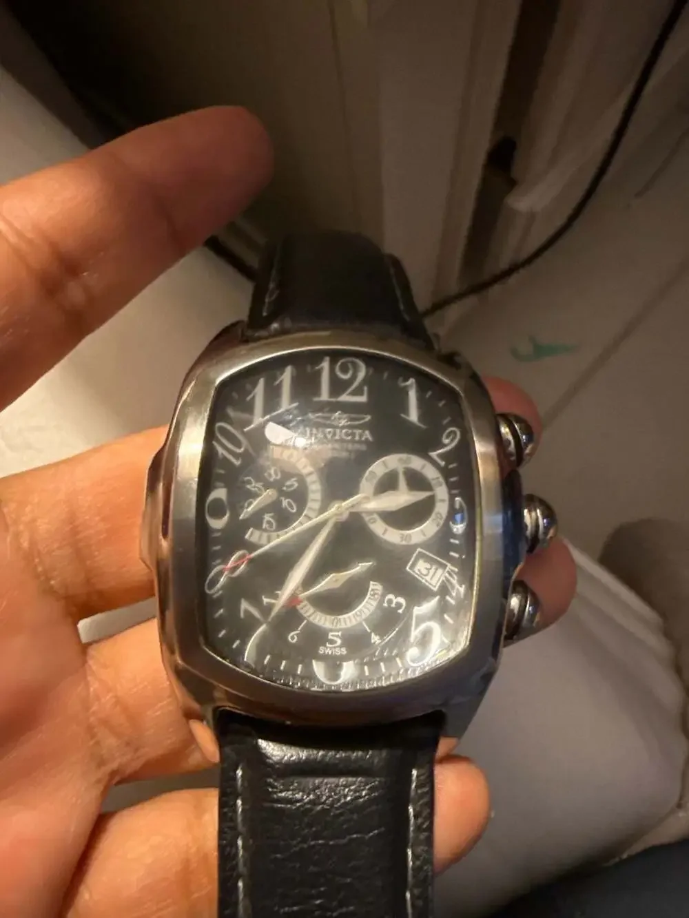 Invicta - Picture 4 of 4